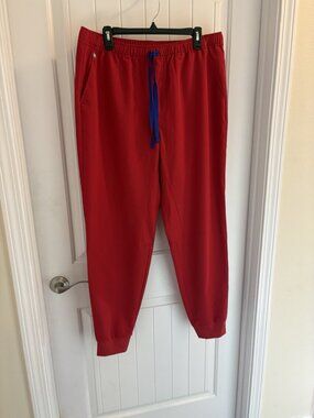 Figs Scrub Tansen Jogger with Aya In Red Size XLT 32” x 32”